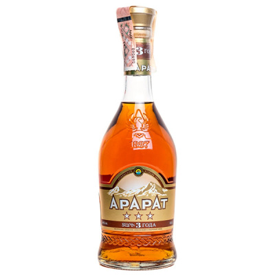 Коньяк Арарат 3 года 40% 0,5 л фото