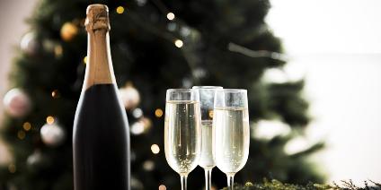 Какой алкоголь подарить на Новый год - picture