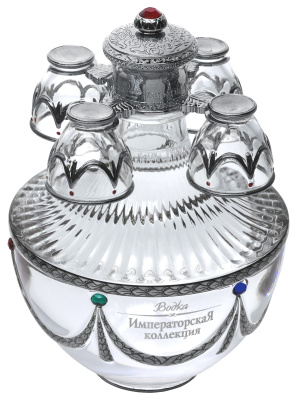 Водка Императорская Коллекция Яйцо Фаберже Синего Цвета с Камеями в бархатной п/у 40% 0,7 л фото
