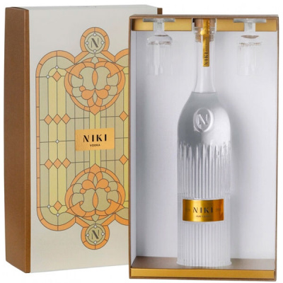Водка Ники Пьюр 40% 0,7 л с 2 рюмками в п/у фото