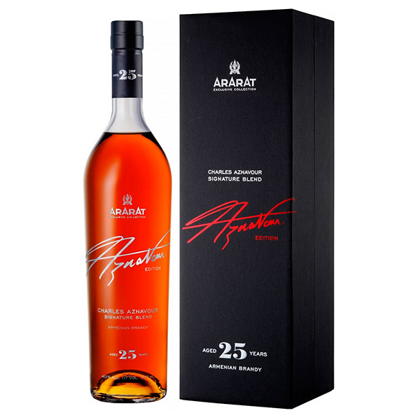 Коньяк Арарат Шарль Азнавур 25 лет 40% 0,75 л в п/у фото